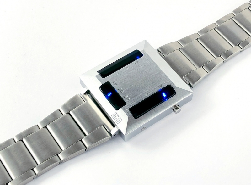 Часы Tokyoflash С-version синие диоды
